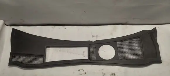 Audi A6 S6 C5 4B Wiper trim 4B1819417B