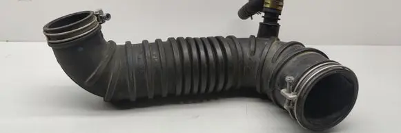 Mitsubishi Pajero Turbo air intake inlet pipe/hose