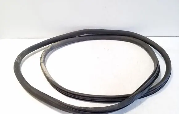 Audi A6 S6 C5 4B Front door rubber seal 4B0831721K