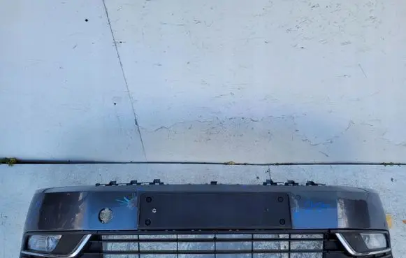 Volkswagen PASSAT B7 Front bumper