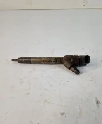 Fuel injector