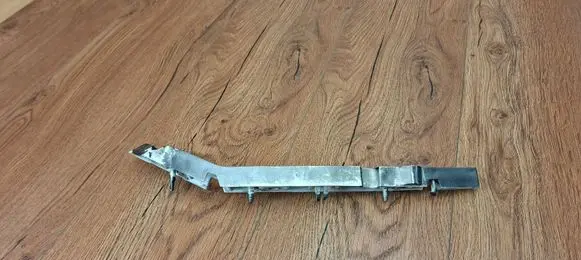 Ford Focus C-MAX Front bumper mounting bracket 3M51R17D958A