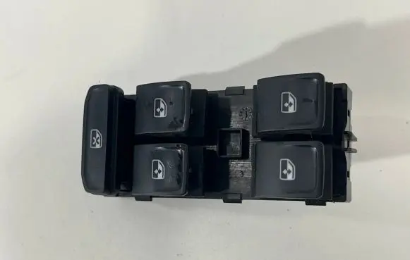 Volkswagen PASSAT B8 Electric window control switch 5G0959857D