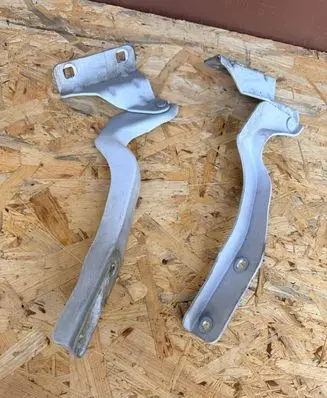 Nissan Qashqai+2 Engine bonnet/hood hinges 65400JD000 65401JD000