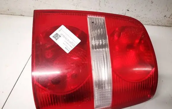 Volkswagen Touran I Rear/tail lights 1T0945096G 1T0945112E