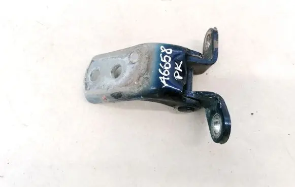 Toyota Yaris Front door upper hinge