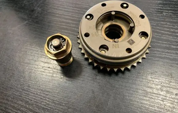 BMW 7 G11 G12 Camshaft vanos timing valve 8617692