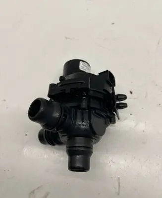 Jaguar I-Pace Electric auxiliary coolant/water pump J9D38D108AC HDZ131897