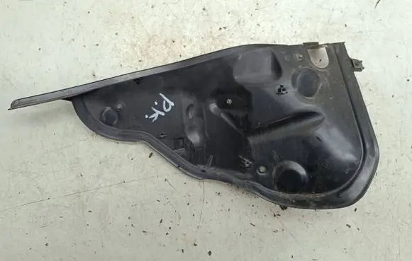 Volkswagen Touareg II Heat shield in engine bay 7P6819511B 7P6819511