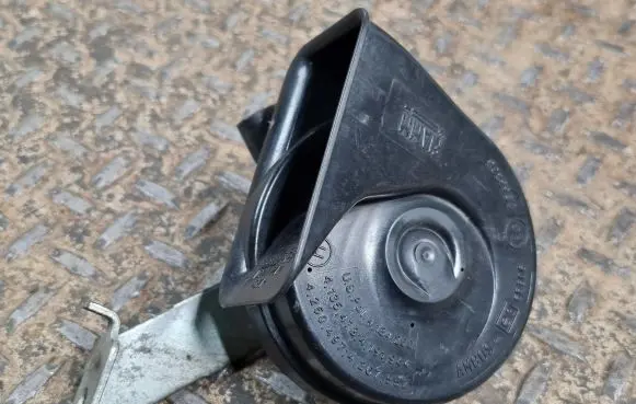 Cadillac Escalade Horn signal