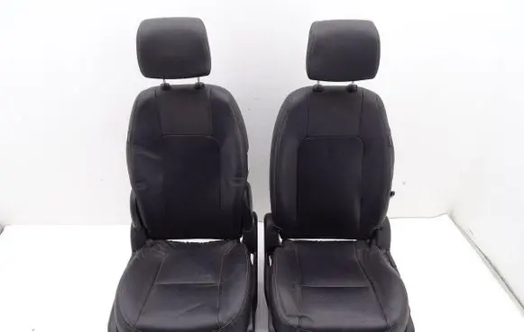 Chevrolet Captiva Seat set 