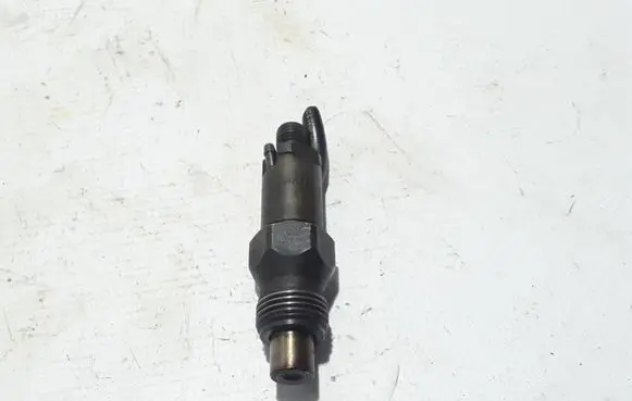 Fuel injector