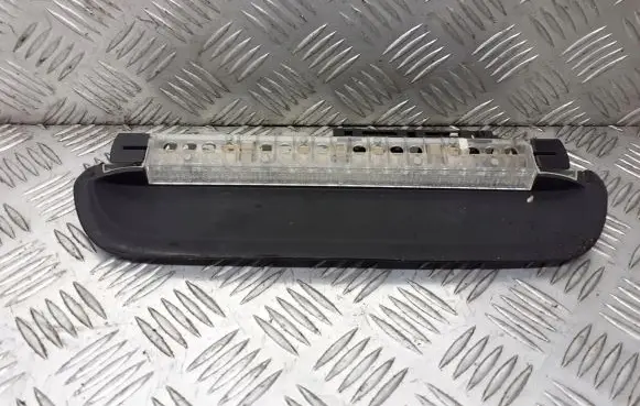 BMW 3 E46 Third/center stoplight