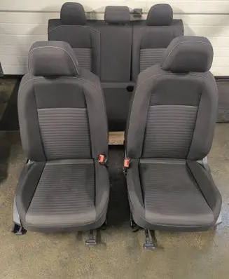 Volkswagen Jetta VII Seat set 17A885805G 17A885775F 17A885776D