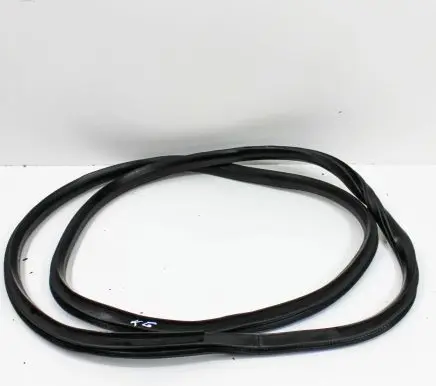 Rubber seal rear door