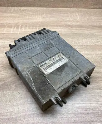 Renault Laguna I Engine control unit/module ECU HOM7700113281 0281001995