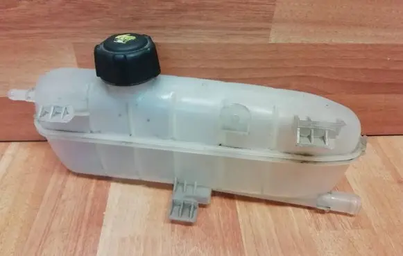 Renault Zoe Coolant expansion tank/reservoir 217101652R