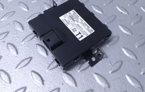 Toyota Corolla E210 E21 Headlight ballast module Xenon 8596733050 0009740370 0317000180