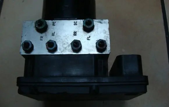 Mercedes-Benz ML W164 ABS Pump A2515450832 00402290C1 3DC6K12E68
