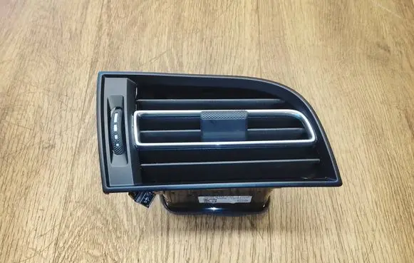 Porsche Macan (95B) Dashboard side air vent grill/cover trim 95B819701