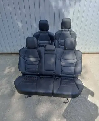 Isuzu D-Max Seat set