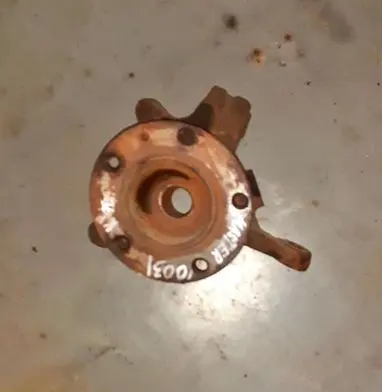 Opel Movano A Front wheel hub