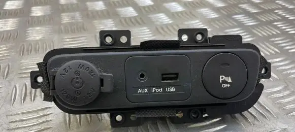 KIA Sportage AUX in-socket connector SLNB1107270 SLSR1107270460