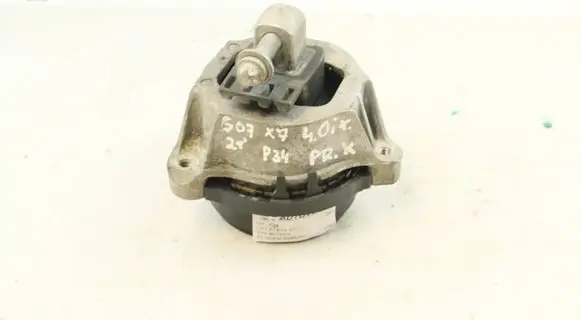 BMW X7 G07 Engine mount bracket 6860471 2987951 22116860471