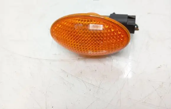 Mini One - Cooper R50 - 53 Front fender indicator light
