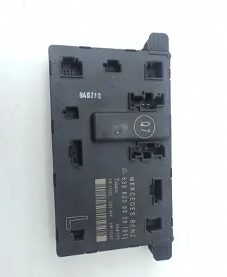 Mercedes-Benz Vito Viano W639 Door control unit/module 6398200026 A6398200026