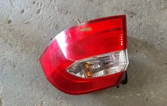 KIA Rio Rear/tail lights