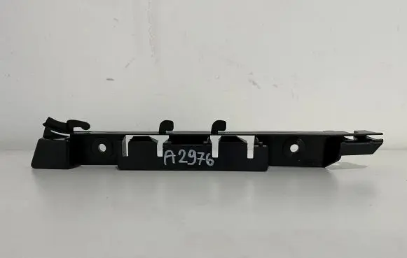 BMW 7 E65 E66 Front bumper mounting bracket 7135575