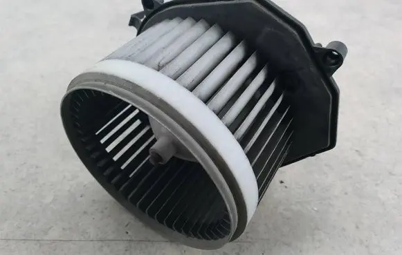 Peugeot Partner Heater fan/blower 5G6928100
