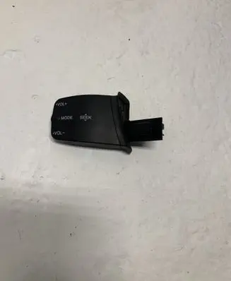 Ford Focus C-MAX Multifunctional control switch/knob 758709