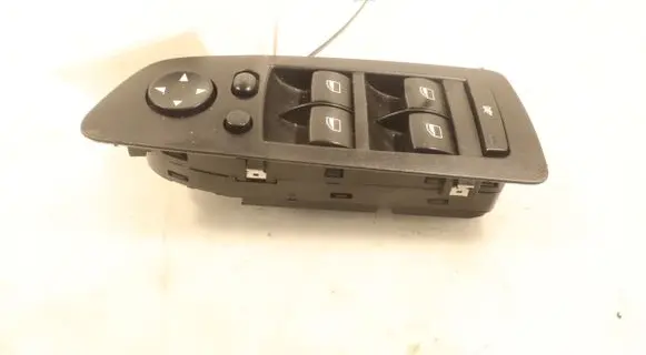 BMW 1 E81 E87 Electric window control switch 913207601