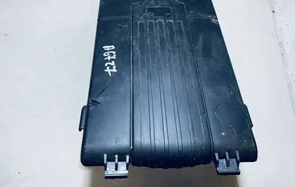 Volkswagen Golf V Battery box tray cover/lid 1k0915443a