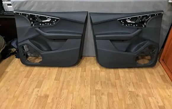 Audi Q7 4M Door card panel trim set 