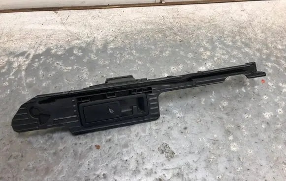 Volkswagen PASSAT B8 Seat back rest control lever/handle 5G0885671FBILI 5G0885671F 3G9862159