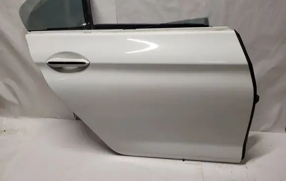 BMW 6 F06 Gran coupe Rear door