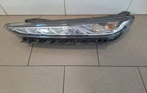 Hyundai Kona I LED Daytime headlight 92207J90