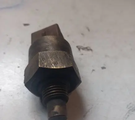 Audi 80 90 B3 Coolant temperature sensor 035919369L