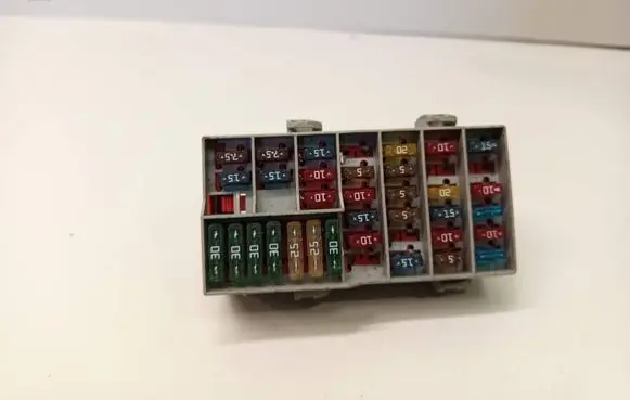 Volvo XC90 Fuse module 8637669