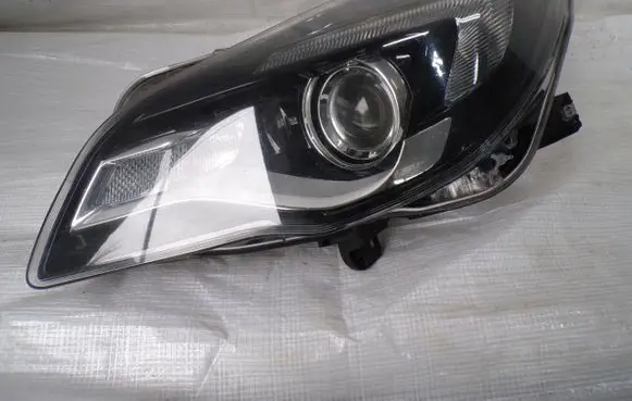 Opel Insignia A Headlight/headlamp 13409894
