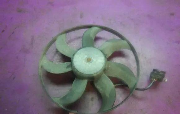 Skoda Fabia Mk2 (5J) Fan set 6R0959455C