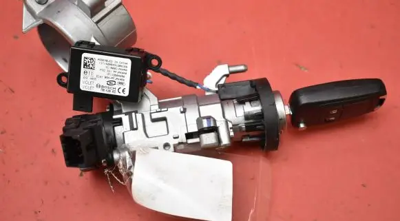 Opel Mokka Ignition lock 95422545