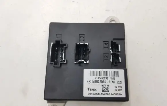 Mercedes-Benz CLS C219 Comfort/convenience module 2115455232