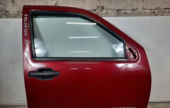 Chevrolet Colorado Front door