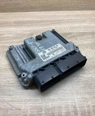 Volkswagen Golf V Engine control unit/module ECU 03G906021HB 0281013606