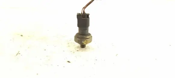 Mercedes-Benz R W251 Air conditioning (A/C) pressure sensor 0045429018 2205420118