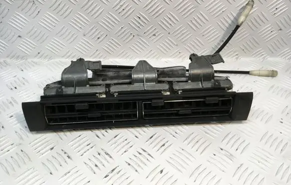 Mercedes-Benz S W126 Dash center air vent grill 1268300054
